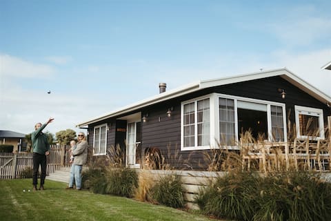 'The Woodshed' • Hot Stone Sauna & Ice Bath