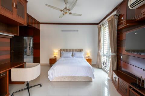 Blissful Apartment Near Banani 11 - Central & Cozy