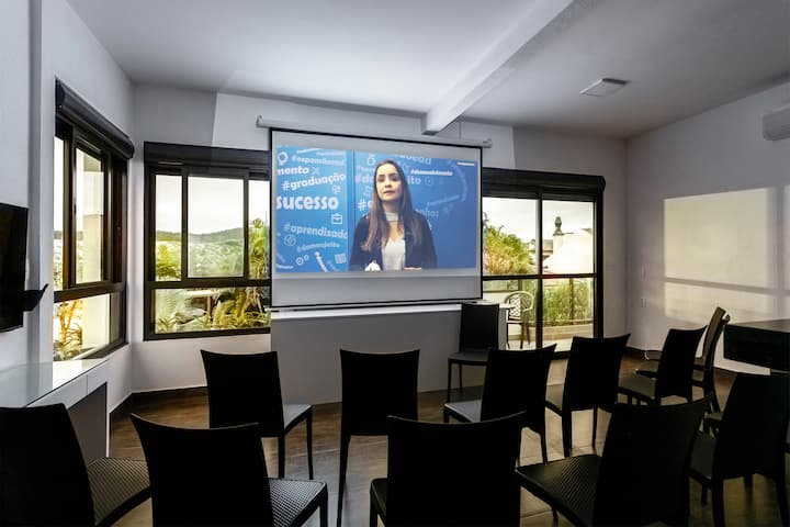 Casa P/ Empresas E Cursos D'ouro Residence Jurerê - Governador Celso Ramos