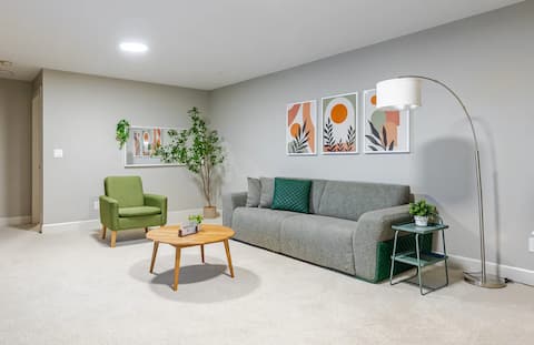 Popular Airbnb listing: Licensed/Cozy/Peaceful/Private Entry in Coquitlam