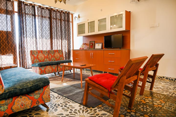 Cozy 2bhk Mountain Retreat In Shimla Countryside - Chail