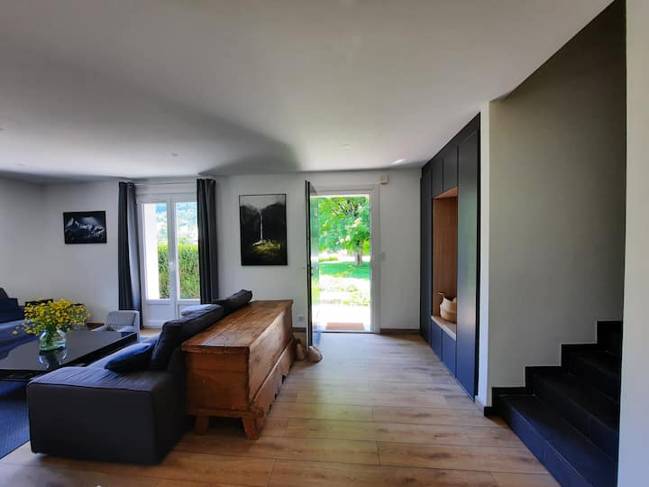 Maison Avec Grand Jardin
8 Min Du Lac D'annecy - Talloires