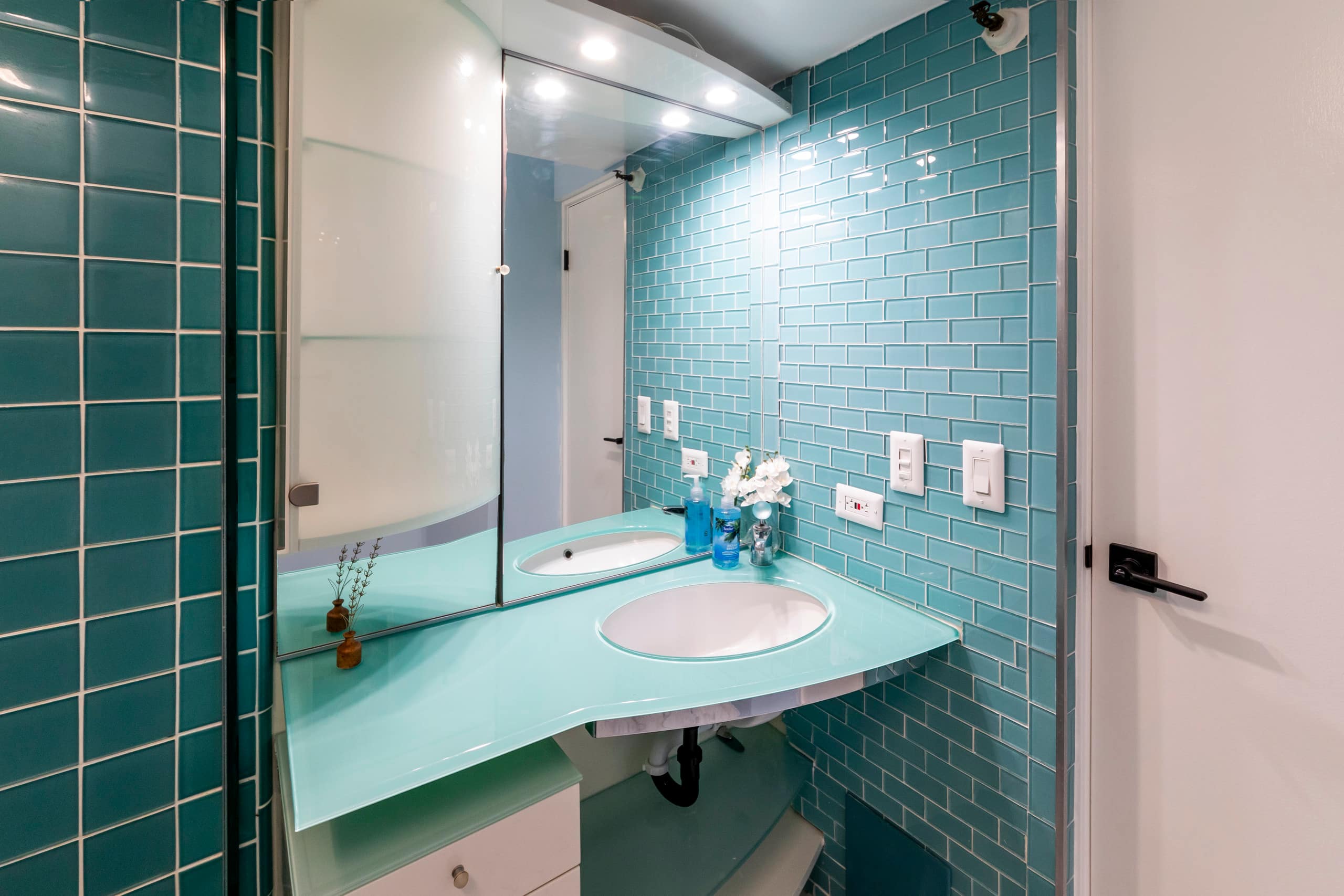Private studio! 5min from Hilton Lagoon with pool - Image 26