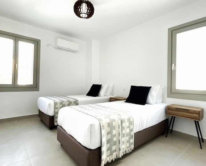 ניתן להמיר למיטה זוגית על פי בקשה