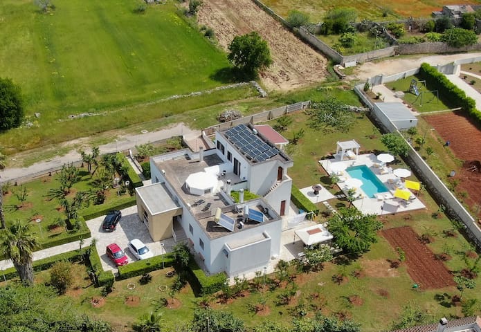 Offerta Early Booking! Villa Luxury con piscina