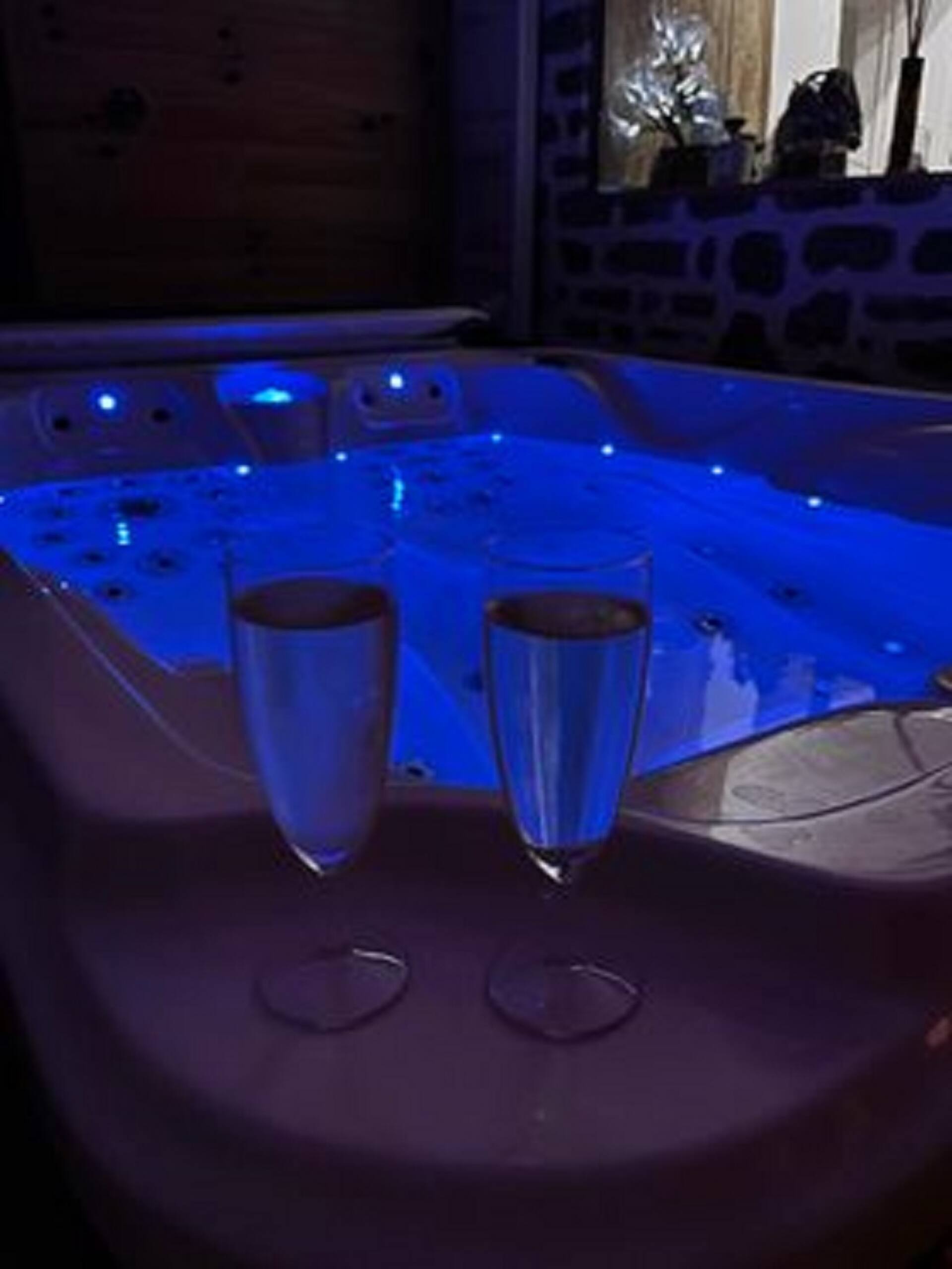 House: Sauna, Hammam & Jacuzzi