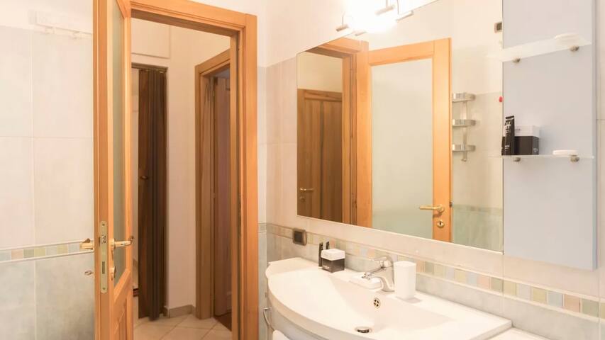 Classbnb – Designer Apartment Near the Duomo gallery image 5