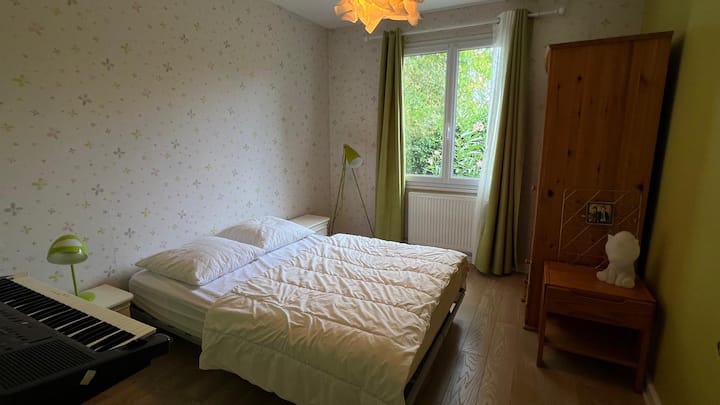 Spálňa 4