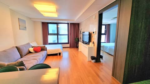 # A3 Accompanying dog # Haeundae Beach 1 minute # Self-catering available # Luxury hotel zone # Comfortable emotional accommodation like my home