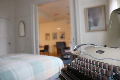 Monumental Central 3-BR Haarlem for Short Stay