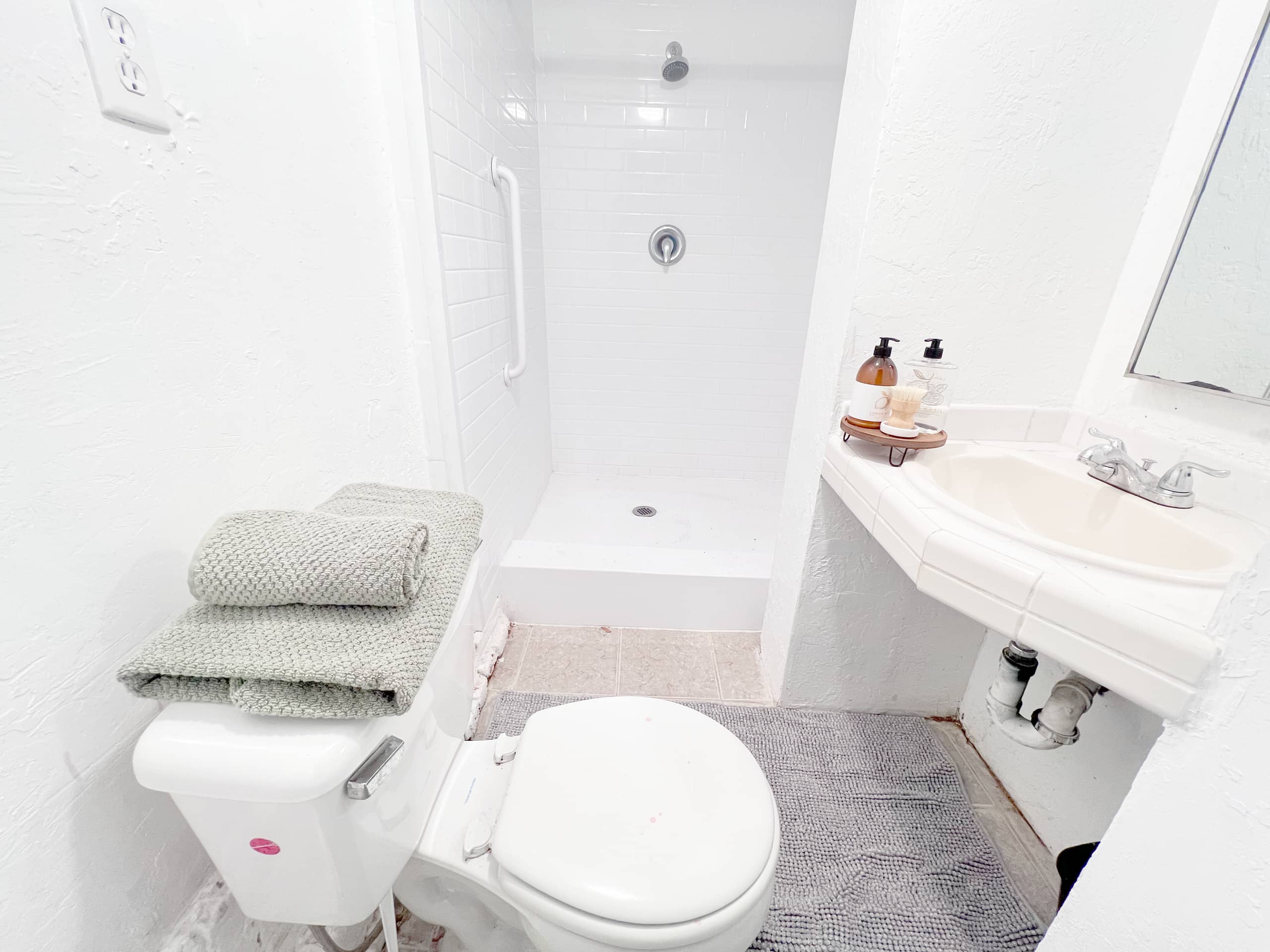 Home in San Francisco · ★4.74 · 5 bedrooms · 6 beds · 2.5 baths - Image 54