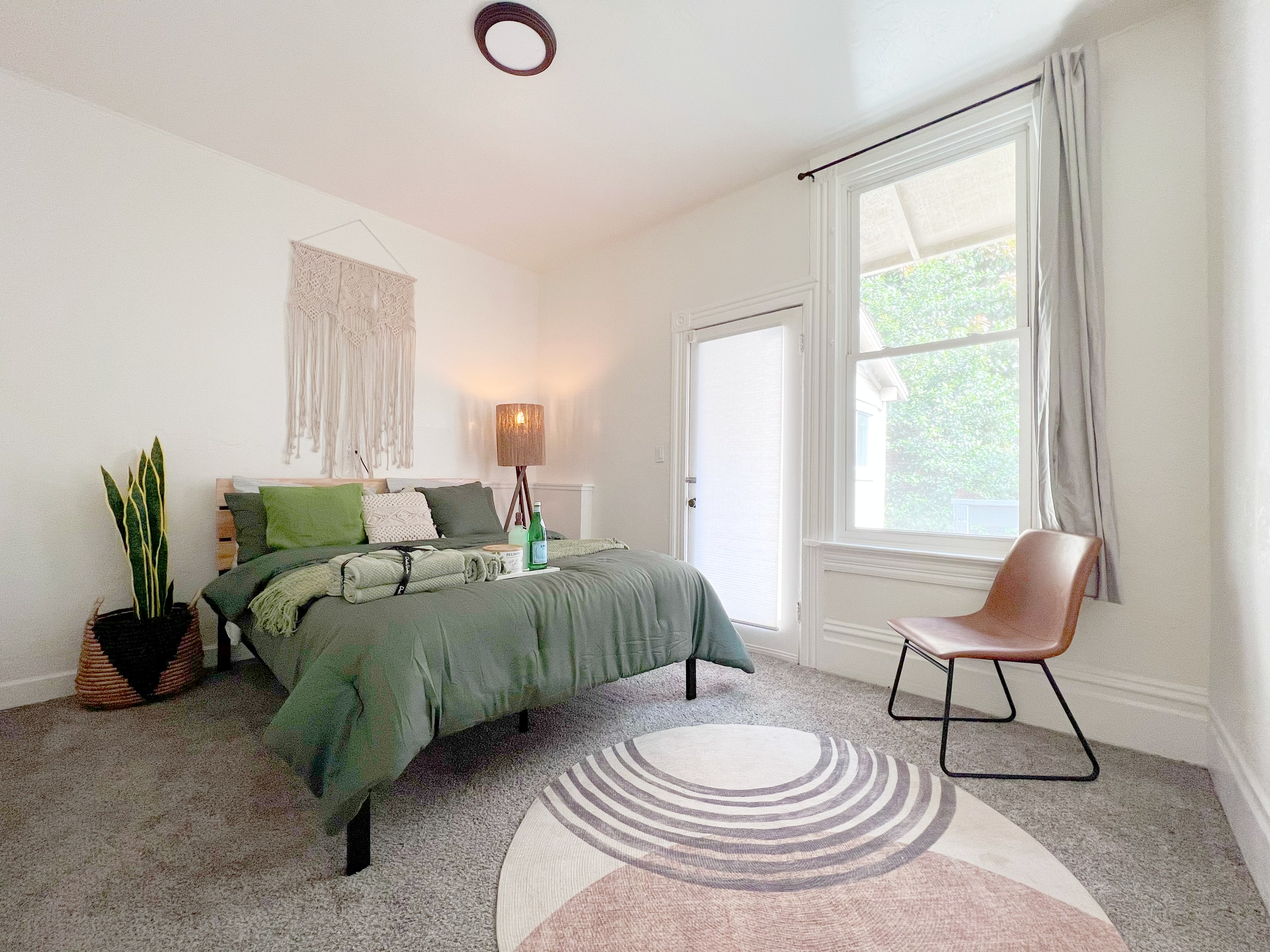 Home in San Francisco · ★4.74 · 5 bedrooms · 6 beds · 2.5 baths - Image 46