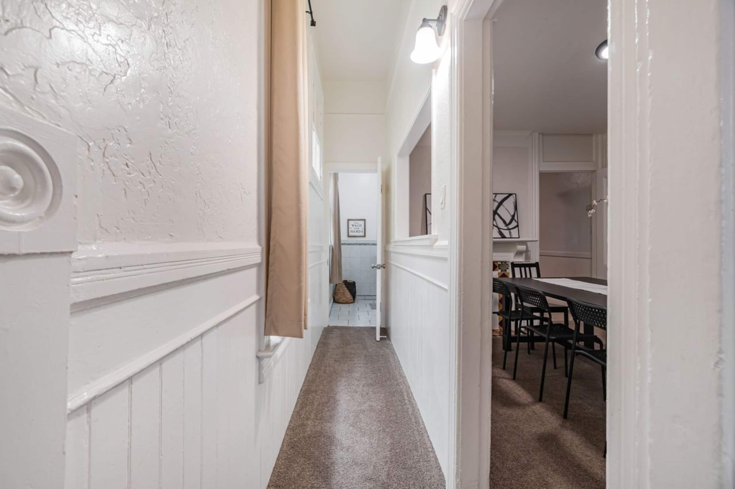 Home in San Francisco · ★4.74 · 5 bedrooms · 6 beds · 2.5 baths - Image 78