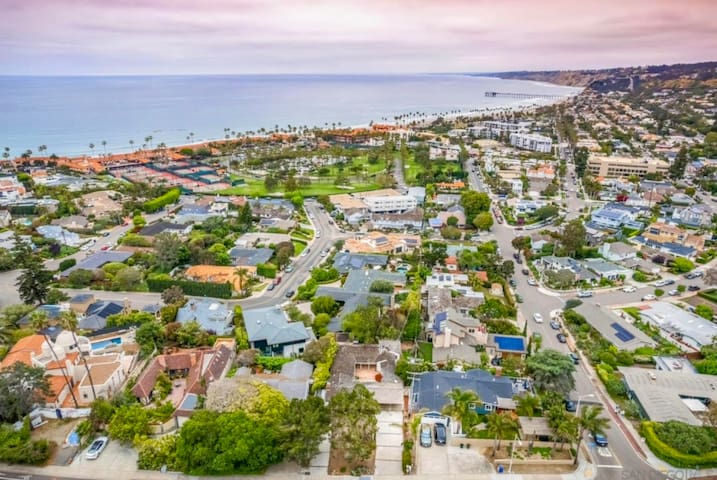 San Diego House, Steps to Shores Beach & Dining