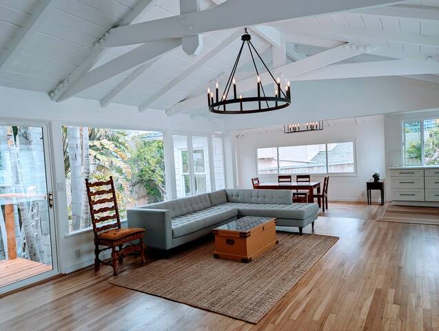 San Diego House, Steps to Shores Beach & Dining gallery image 5