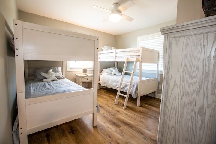 საძინებელი 3