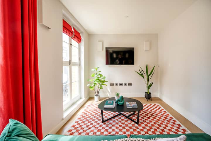 A Slick House Trendy Spitafields - Liverpool Street Station London