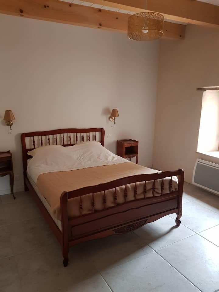 საძინებელი 2