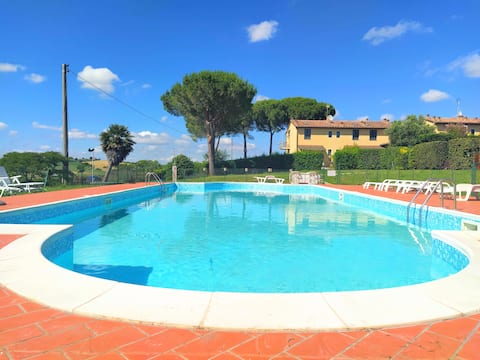 Casa Raggio di Sole in Tuscany, between hills and sea