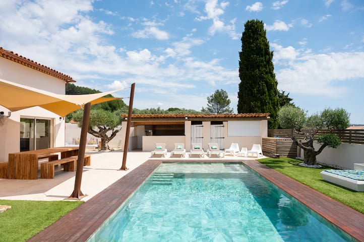 YourHostHelper managed Airbnb listing 1