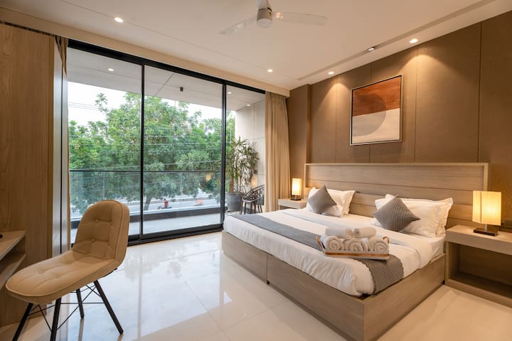 The Lodgers Gurgaon managed Airbnb listing 1