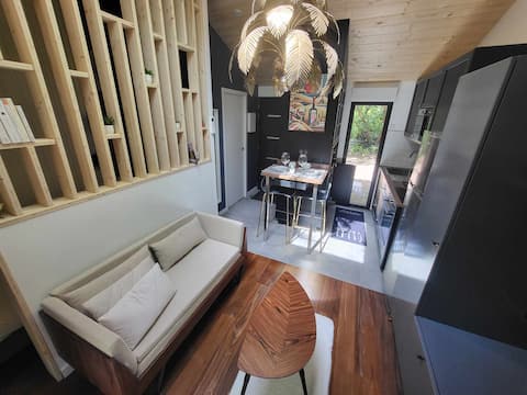 New air-conditioned studio, great comfort – bike ready