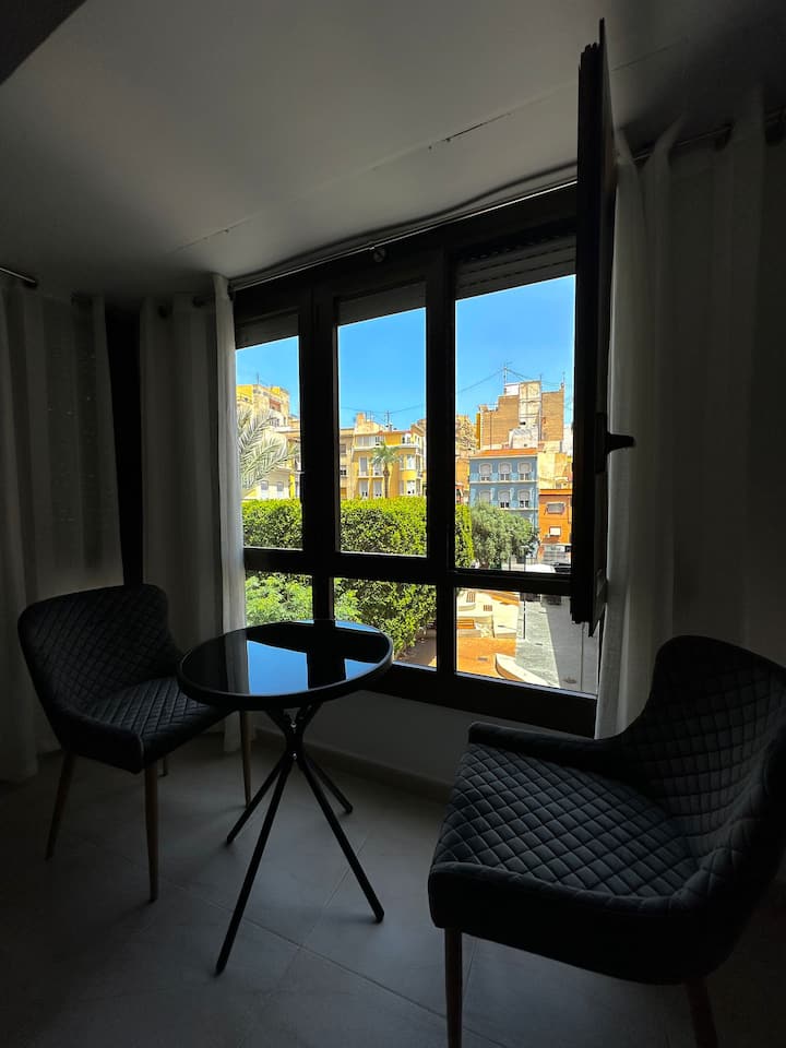 Alquiler Temporada Quiet & Cosy Heart Of The City - Alicante