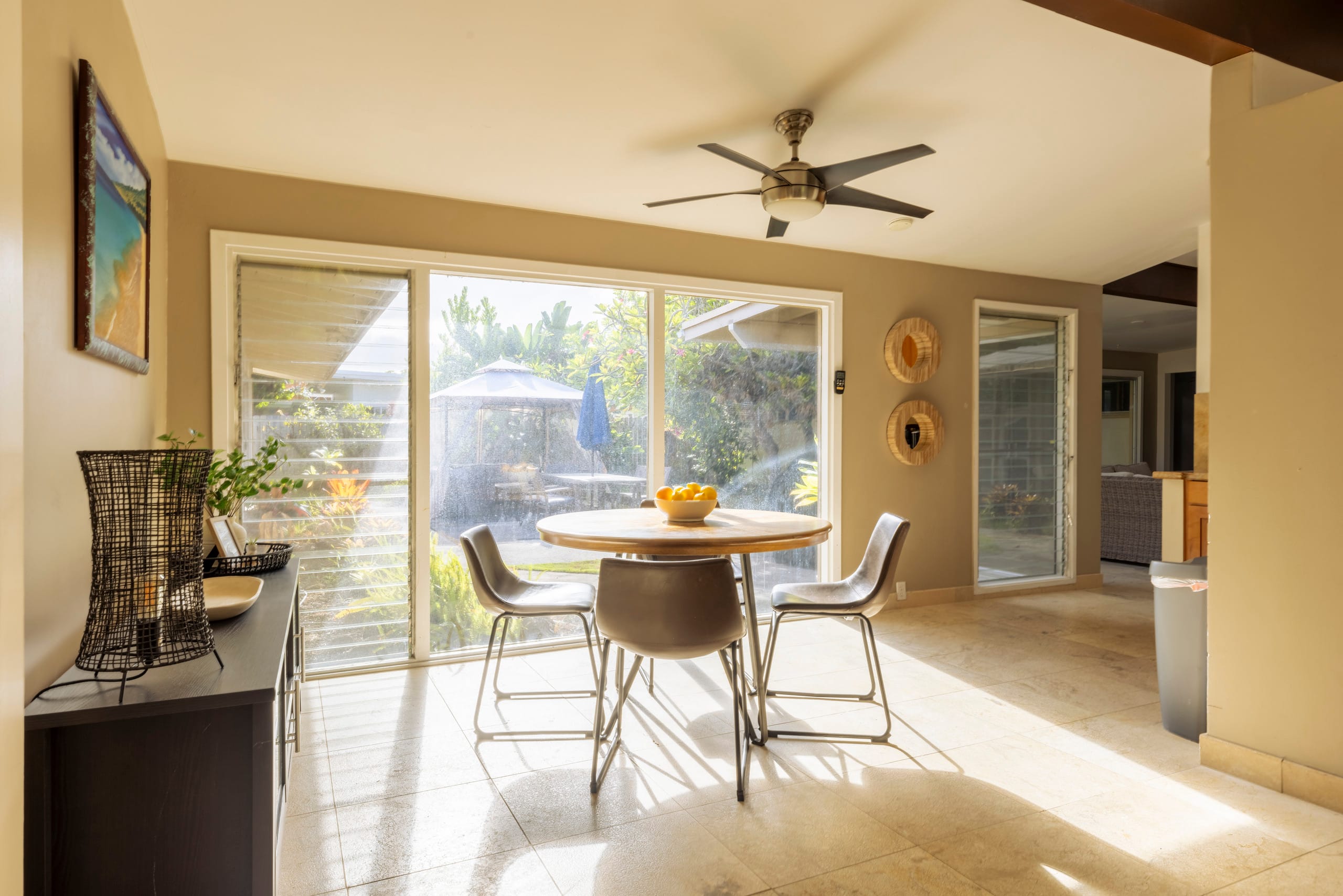 Home in Kailua · ★4.85 · 2 bedrooms · 2 beds · 3 private baths - Image 18