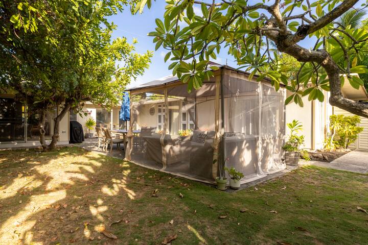 Large Kailua Beach Home – Steps To The Beach! gallery image 5