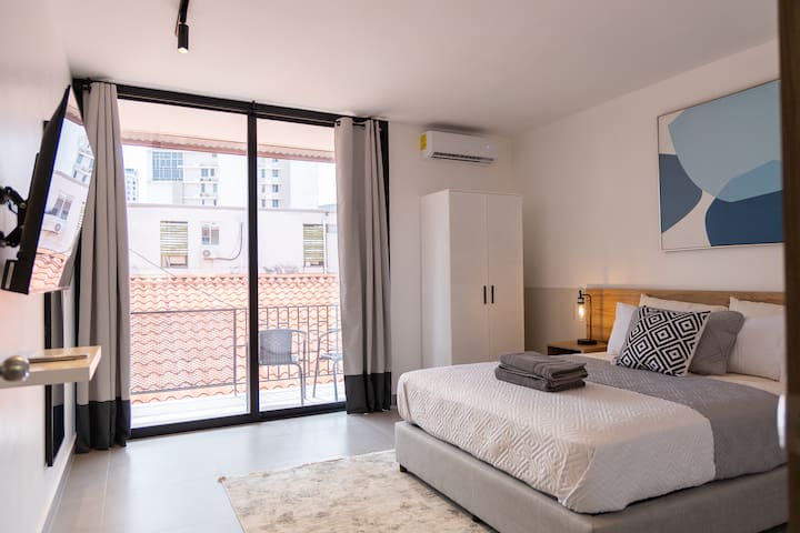 Smart Living Properties S.A. managed Airbnb listing 2