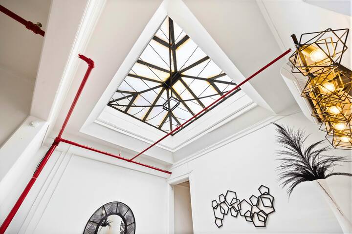 Artful 3BDR: Near Subway, Stadium + Private Patio gallery image 5