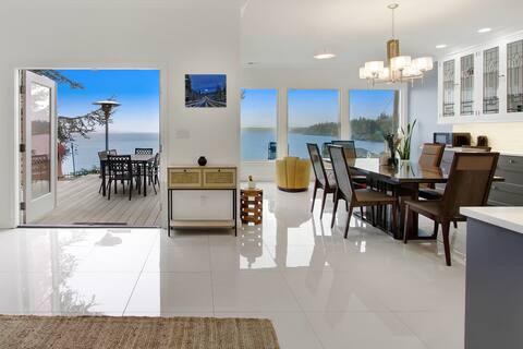 Beautiful Redondo Home w/Puget Sound+Mountain View