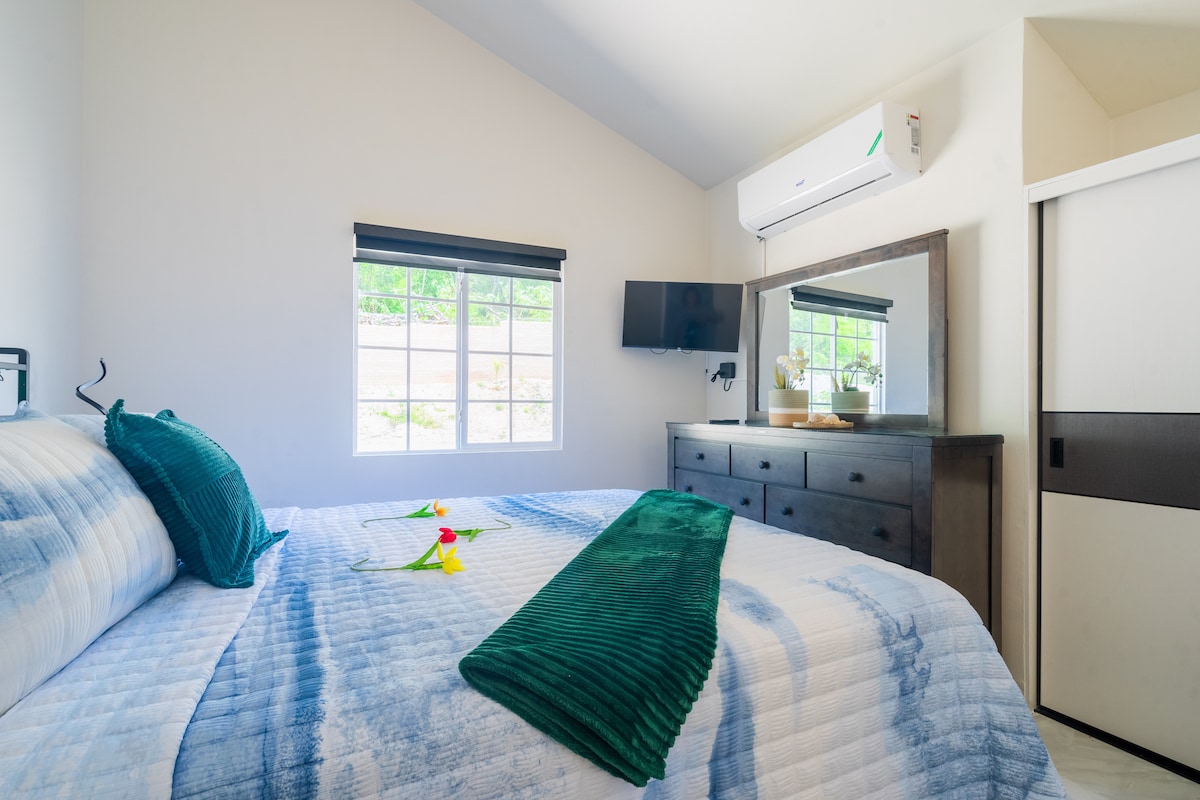 ห้องนอน #2 - อเมซอน (ห้องนอนควีนไซส์พร้อมวิวป่าที่สวยงาม)