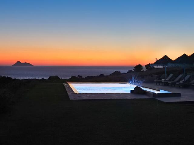 Luxury villa Komos-seafront-heating pool gallery image 5