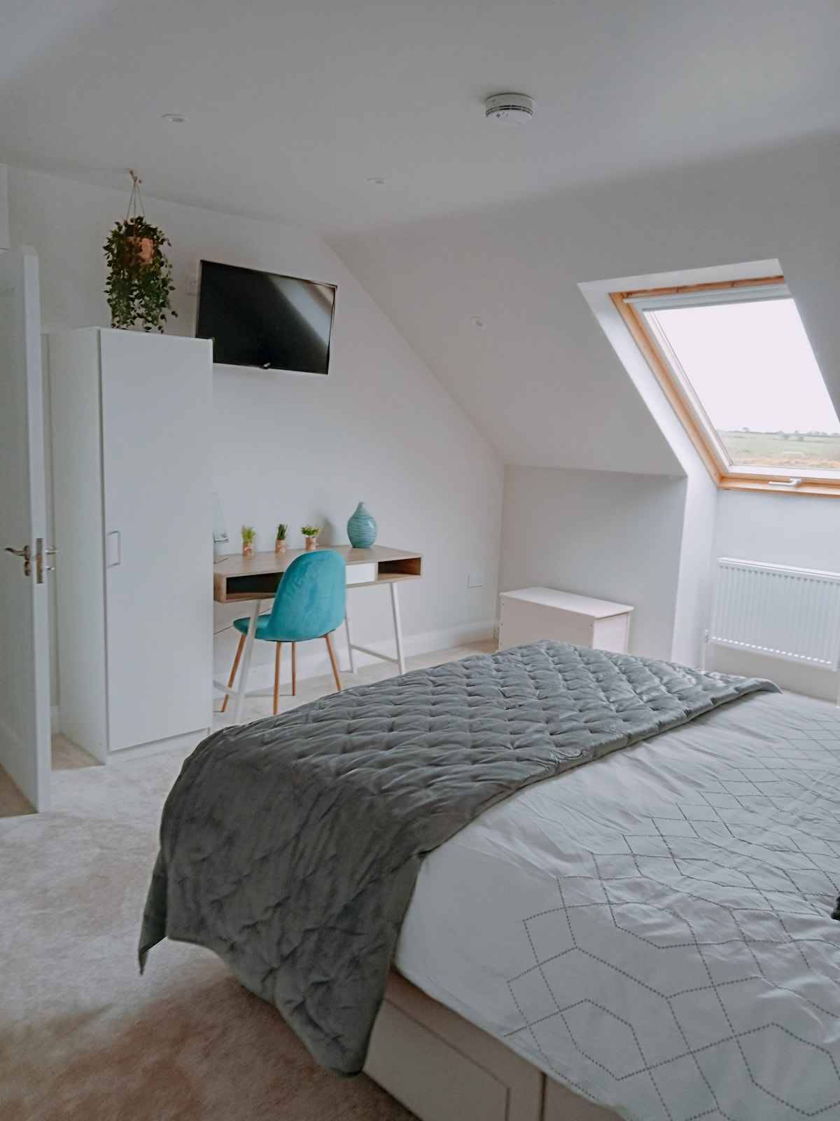 Основно двойно легло - горен етаж 