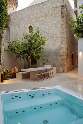 Lemon Garden Villa gallery image 2