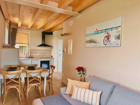 Antica corte [lake view]