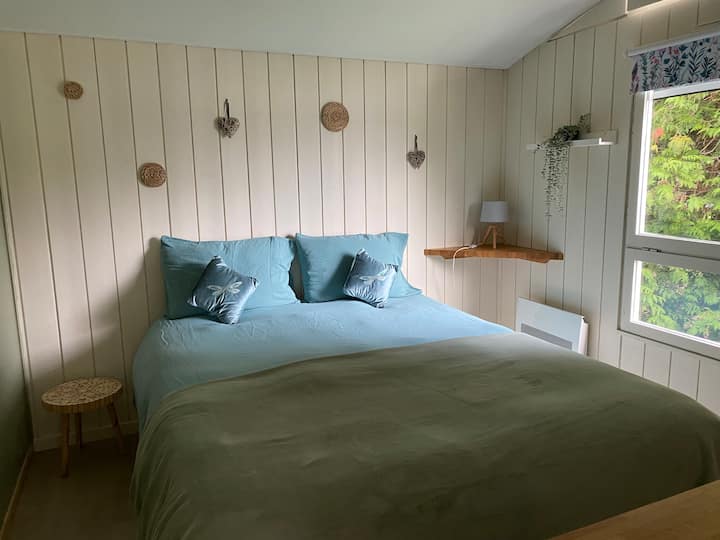 საძინებელი 1