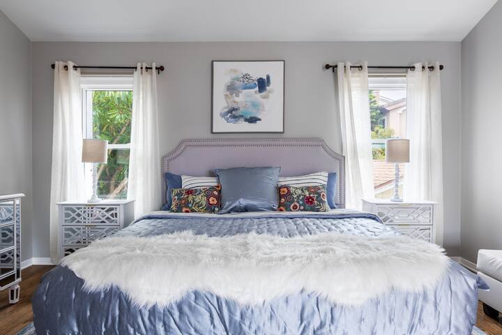 Tranquil family beach city retreat gallery image 3