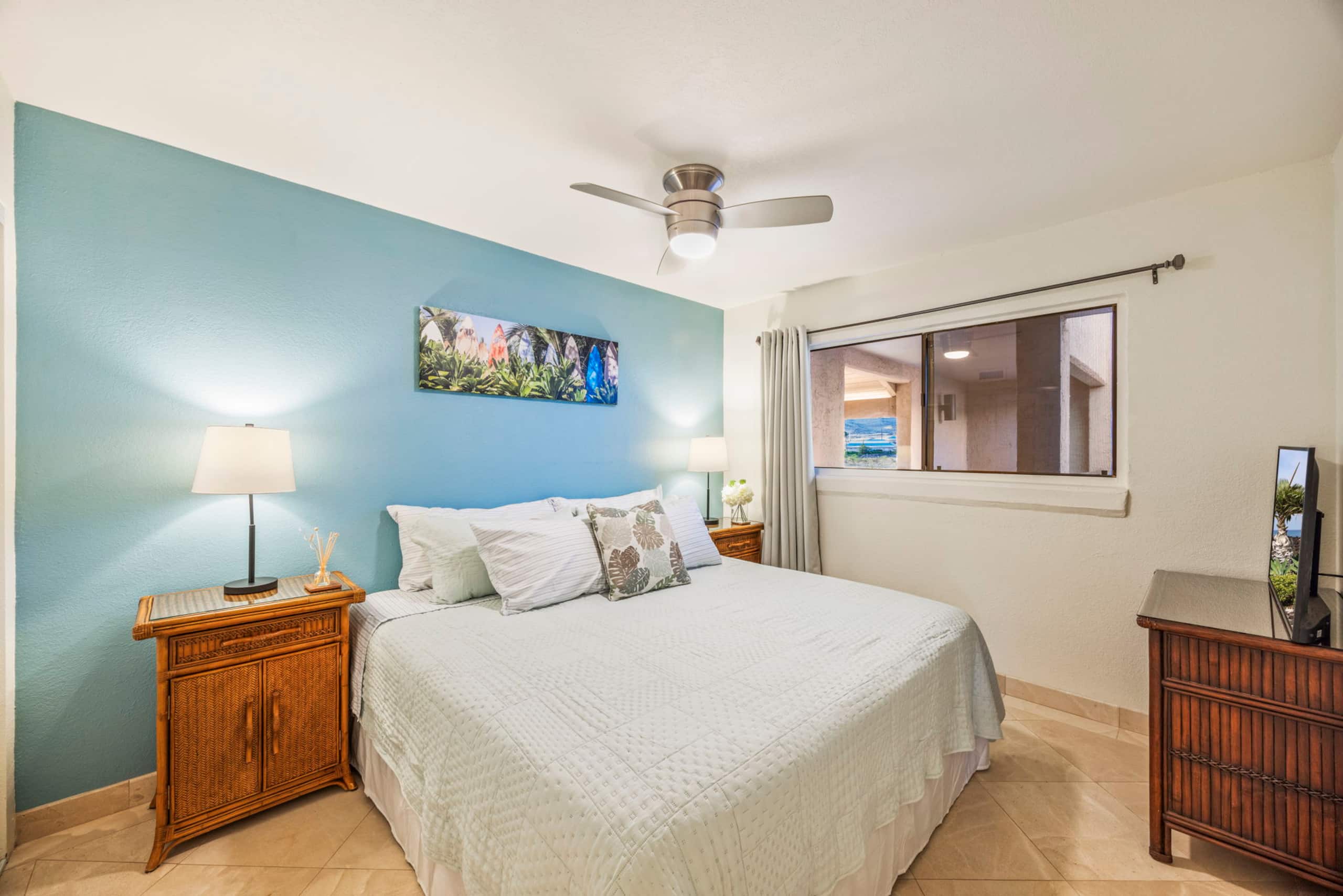 Condo in Wailuku · ★5.0 · 2 bedrooms · 3 beds · 2 baths - Image 19