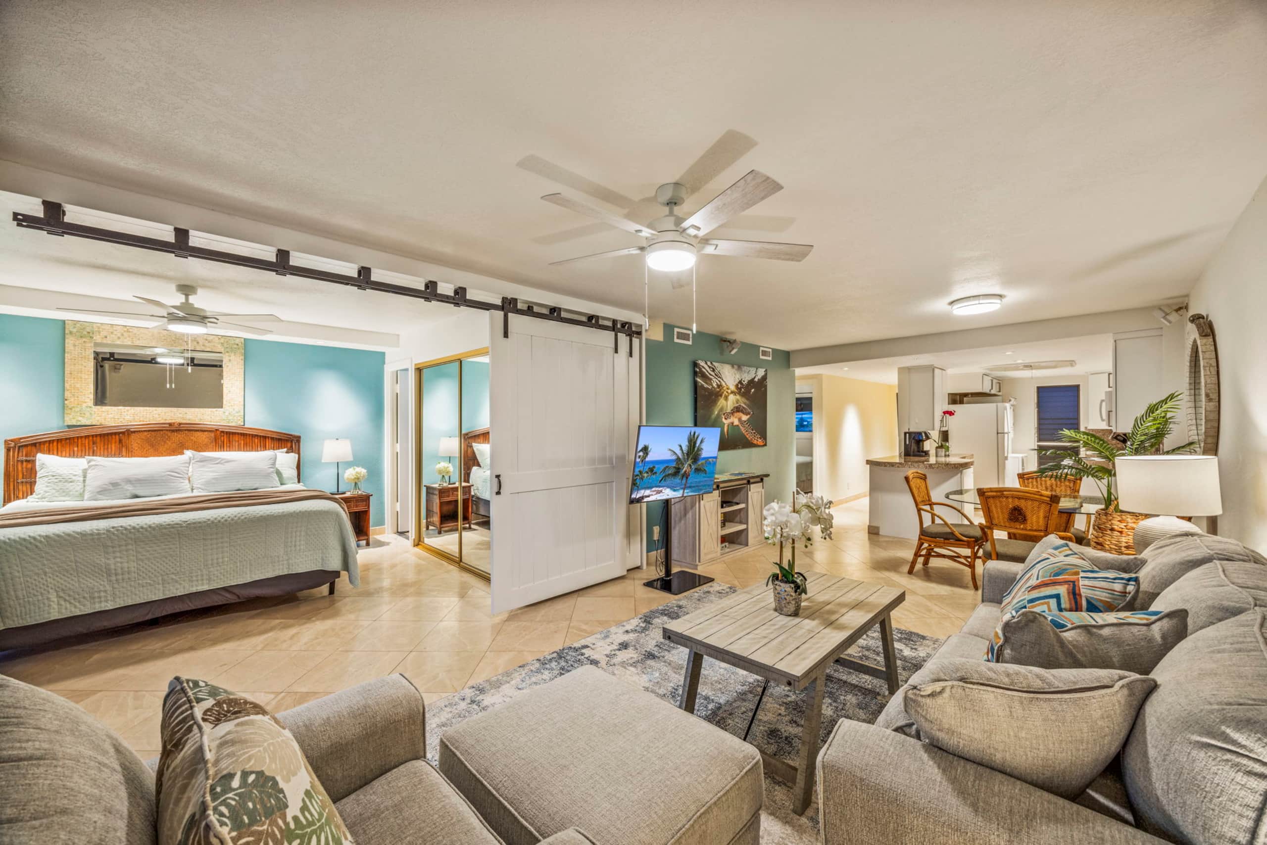 Condo in Wailuku · ★5.0 · 2 bedrooms · 3 beds · 2 baths - Image 35