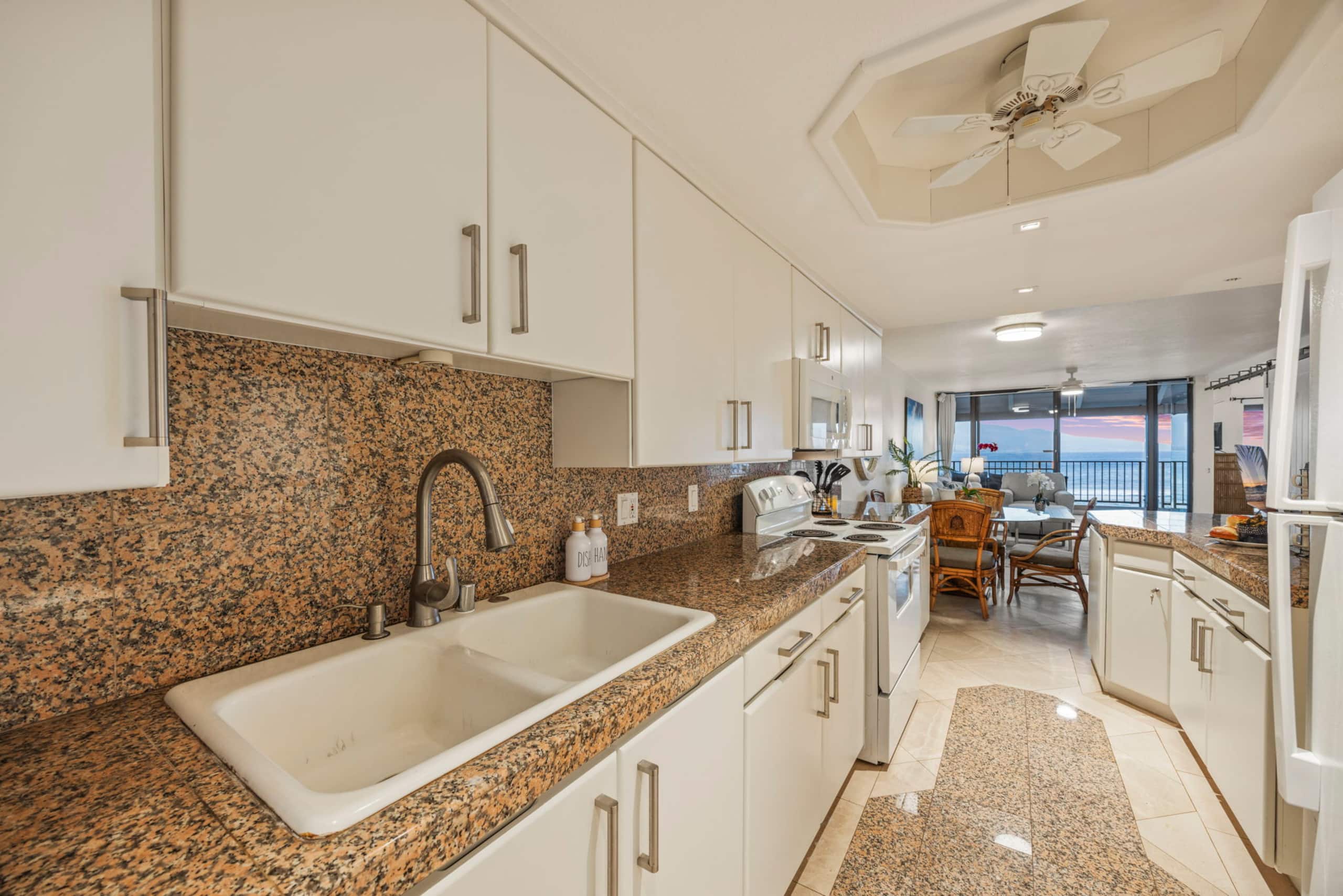 Condo in Wailuku · ★5.0 · 2 bedrooms · 3 beds · 2 baths - Image 7