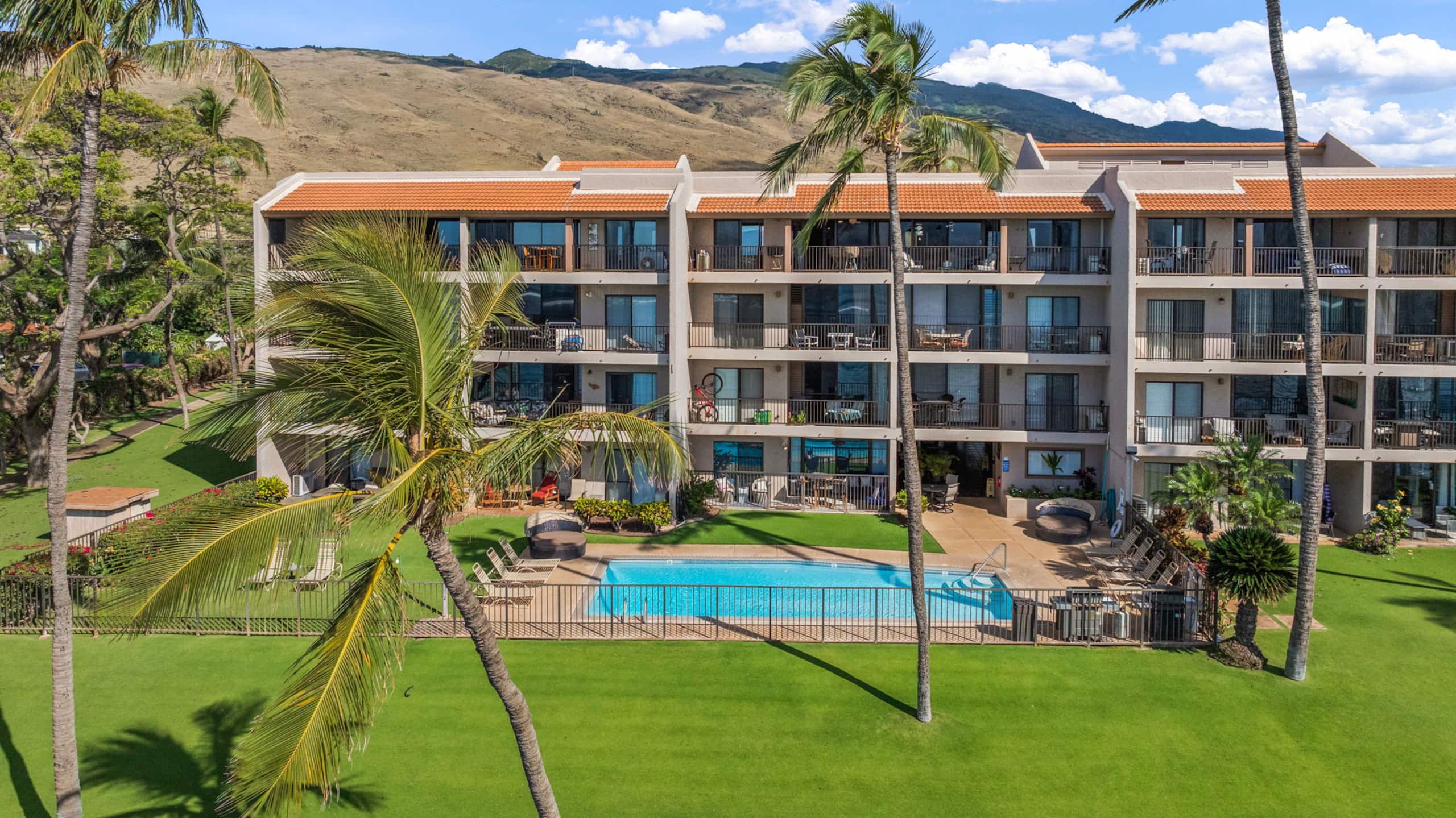 Condo in Wailuku · ★5.0 · 2 bedrooms · 3 beds · 2 baths - Image 47