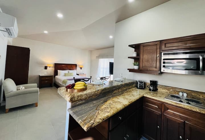 San Angel Suites #5 Only 3 Min  Marina/restaurants - Cabo San Lucas