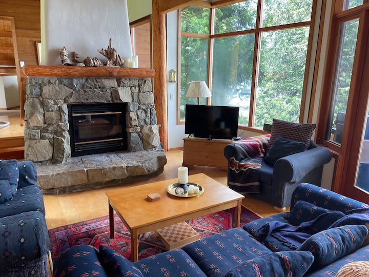 Tranquil Waterfront B&b Retreat On Denman Island - Hornby Island
