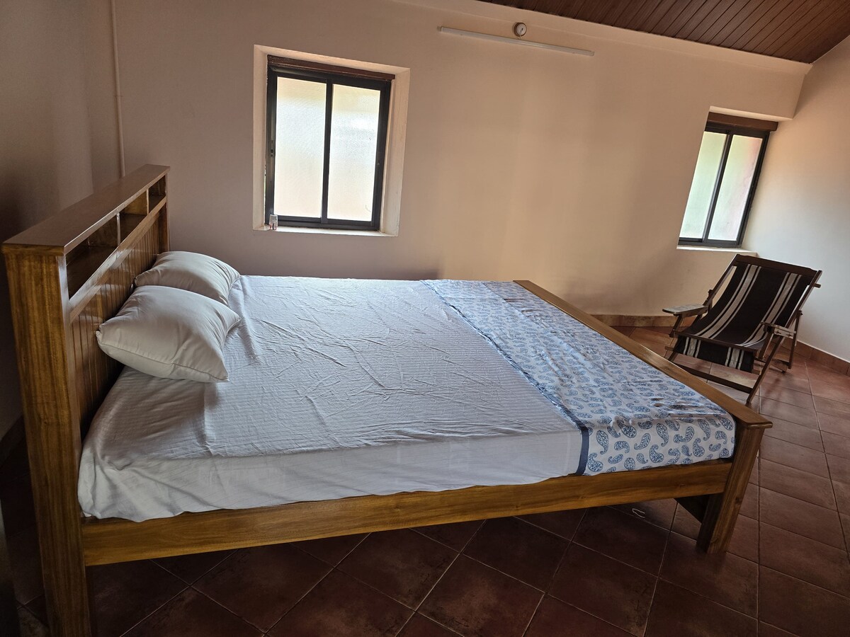 غرفة النوم 1