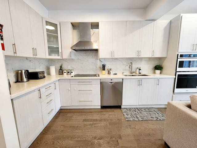Tiffany And Charles managed Airbnb listing 2