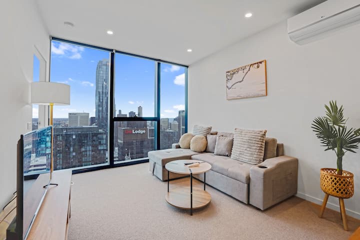 Melbourne Central Sky High 2beds Level 47 - Melbourne