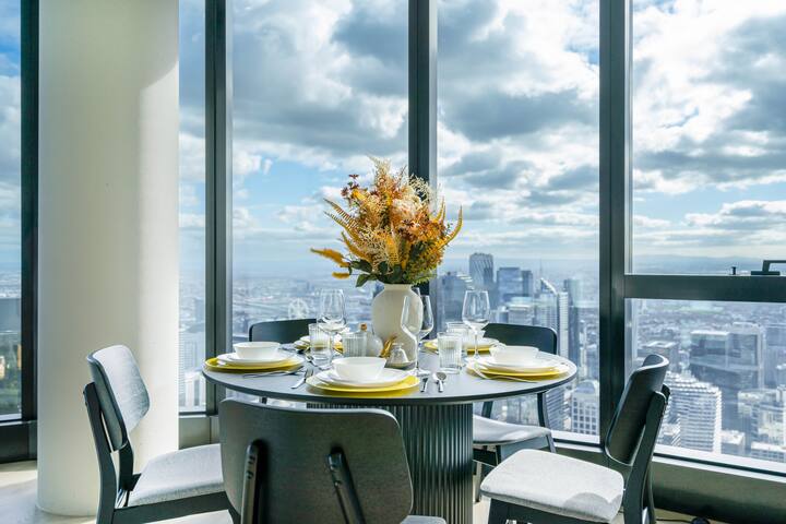 Pinnacle of LV85 3BR high-rise living#Australia108 gallery image 5