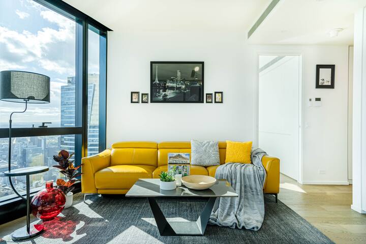 Pinnacle of LV85 3BR high-rise living#Australia108 gallery image 2